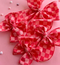 Load image into Gallery viewer, The Peach &amp; Pink Wholesale Bow
