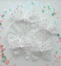 Load image into Gallery viewer, The Daisy Mesh Bow
