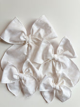 Load image into Gallery viewer, The White Leopard Wholesale Bow
