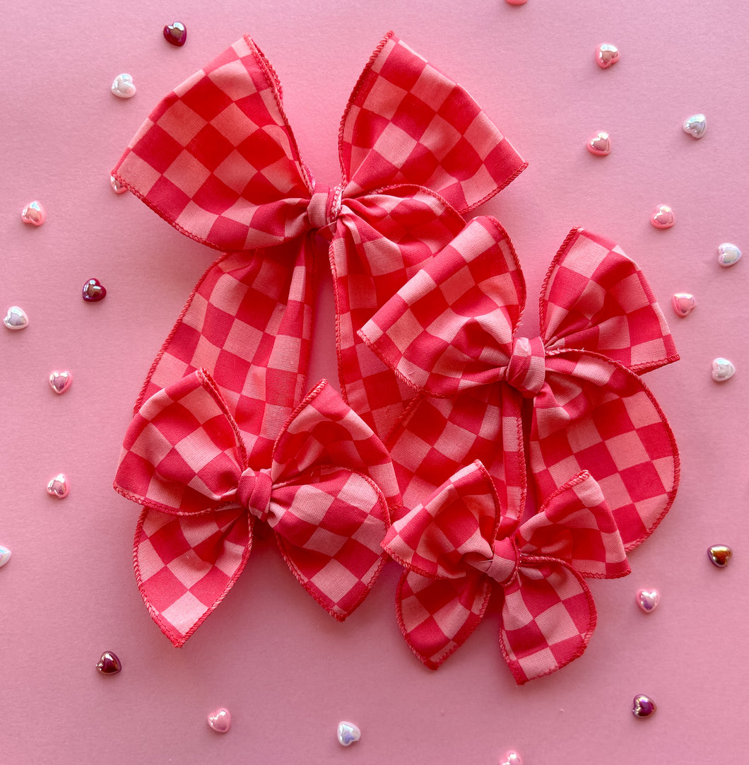 The Peach & Pink Bow