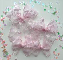 Load image into Gallery viewer, The Pink Flower Bow
