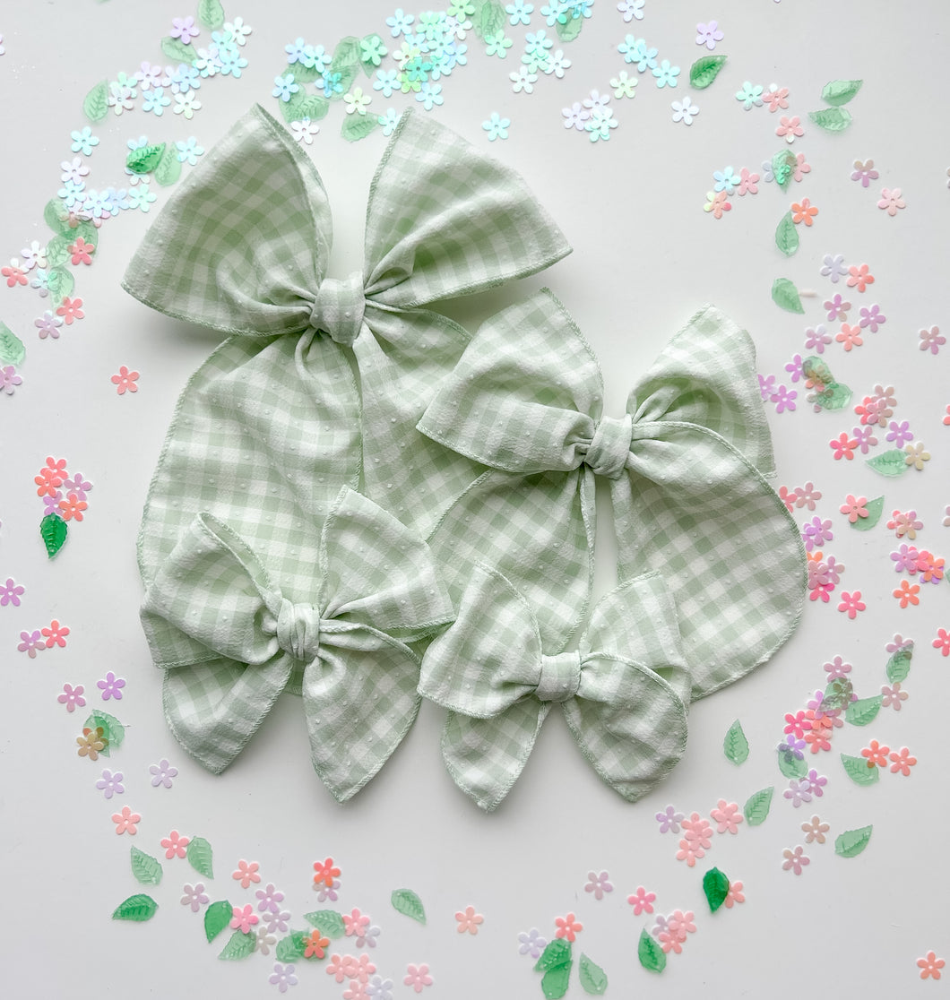 The Muted Mint Textured Bow