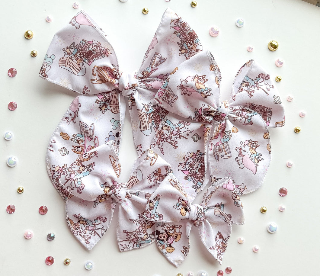 The Disney Day Bow