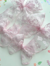 Load image into Gallery viewer, The Pink Flower Bow
