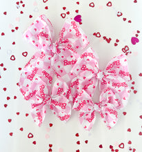 Load image into Gallery viewer, The Barb Checkered Bow Preorder
